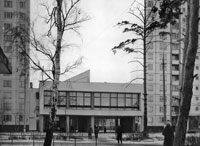Здание-вставка на улице Исаева, г. Калининград (Королёв) Моск. обл.